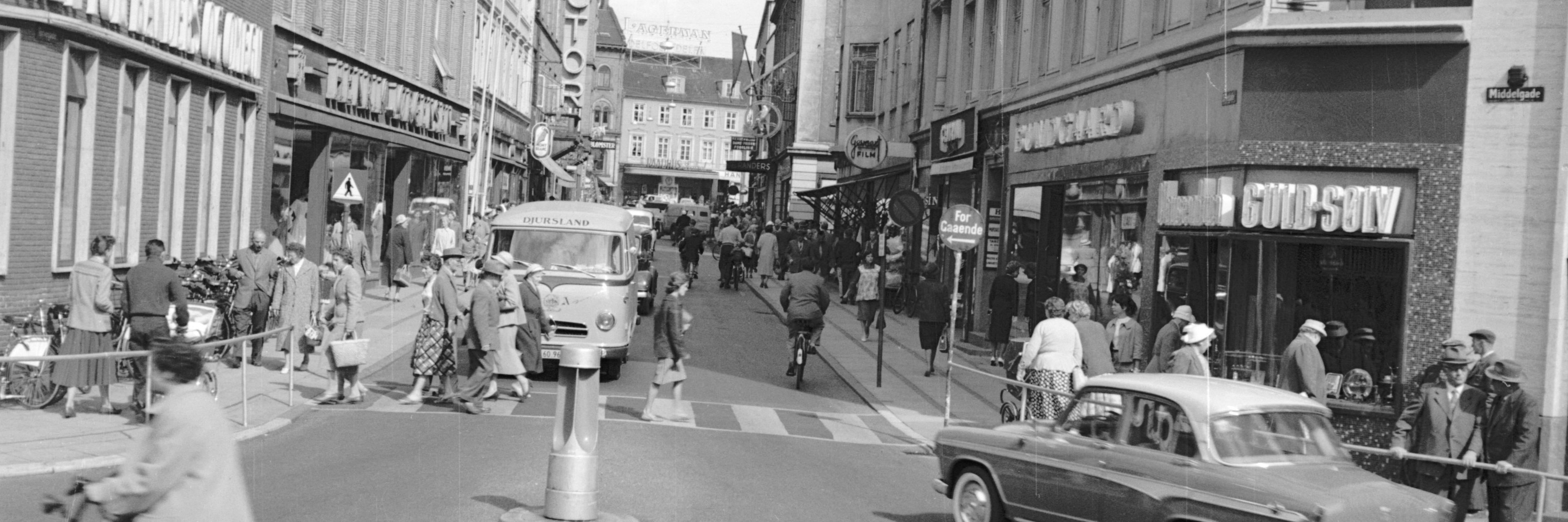 Torvegade 12 i gamle dage